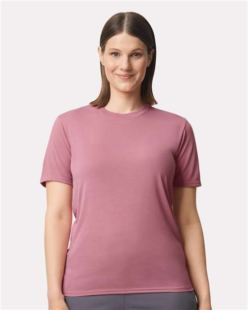 Gildan 42000 - Unisex Performance® T-Shirt