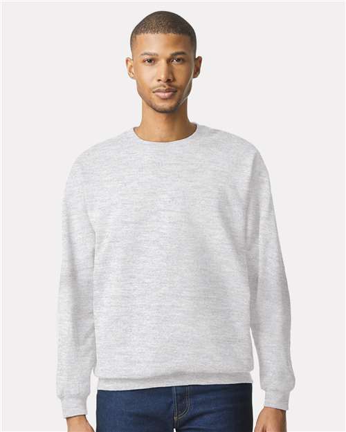 Gildan SF000 - Unisex Softstyle® Midweight Crewneck Sweatshirt
