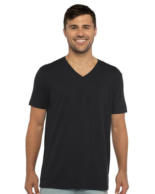 T-shirt à col en V suédé pour homme Next Level