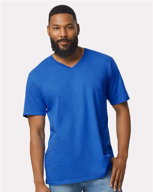 Gildan 64V00 - Unisex Softstyle® V-Neck T-Shirt