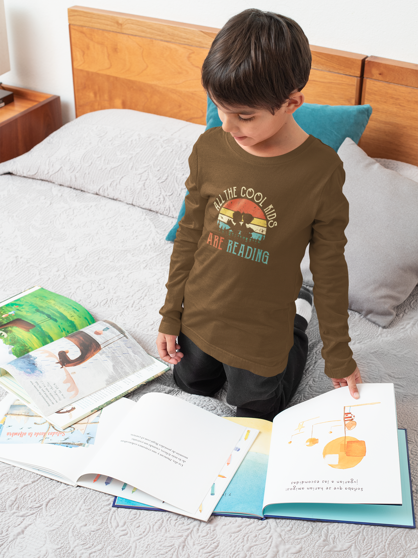 📚🌅 All the Cool Kids Are Reading | Vintage Reading DTF Transfer FT752