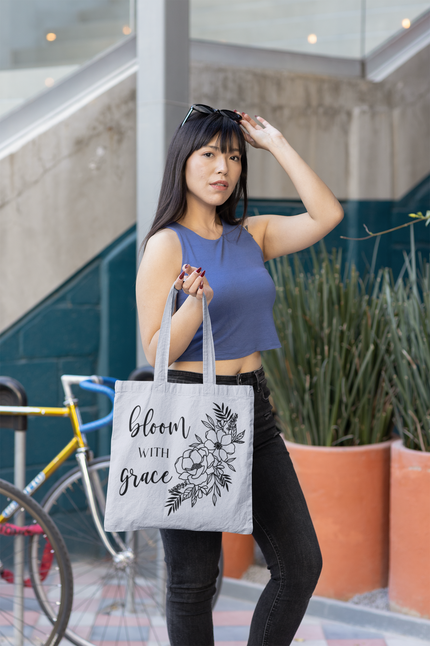 🌿 Bloom With Grace | Black Floral Line DTF Transfer FT783