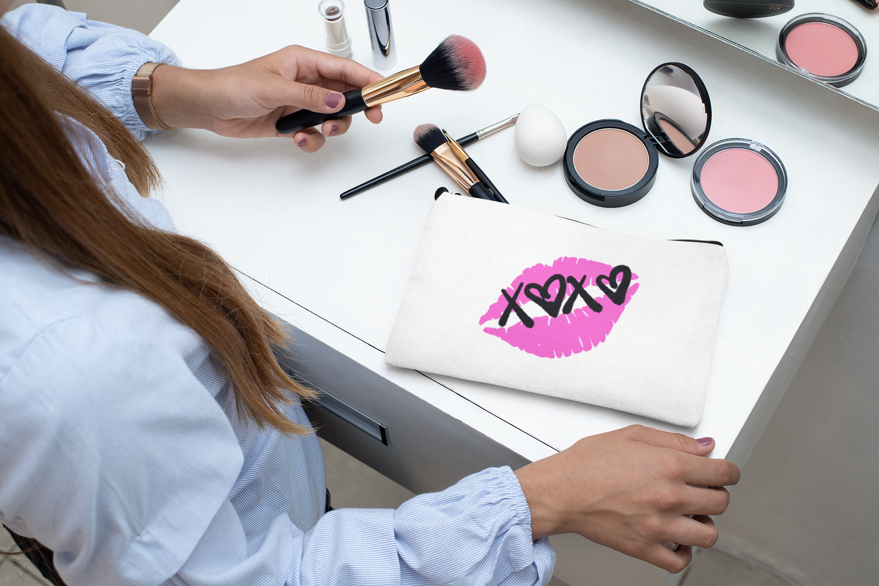 💋 Pink XOXO Lips Design DTF Transfer FT386
