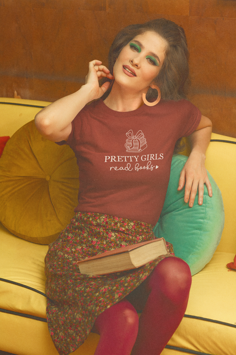Pretty Girls Read Book FT69